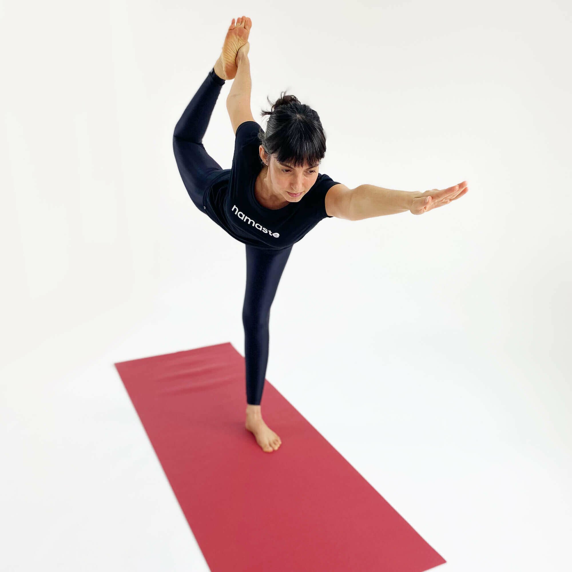asana-tapete-yoga-yogateria-bordo-1-