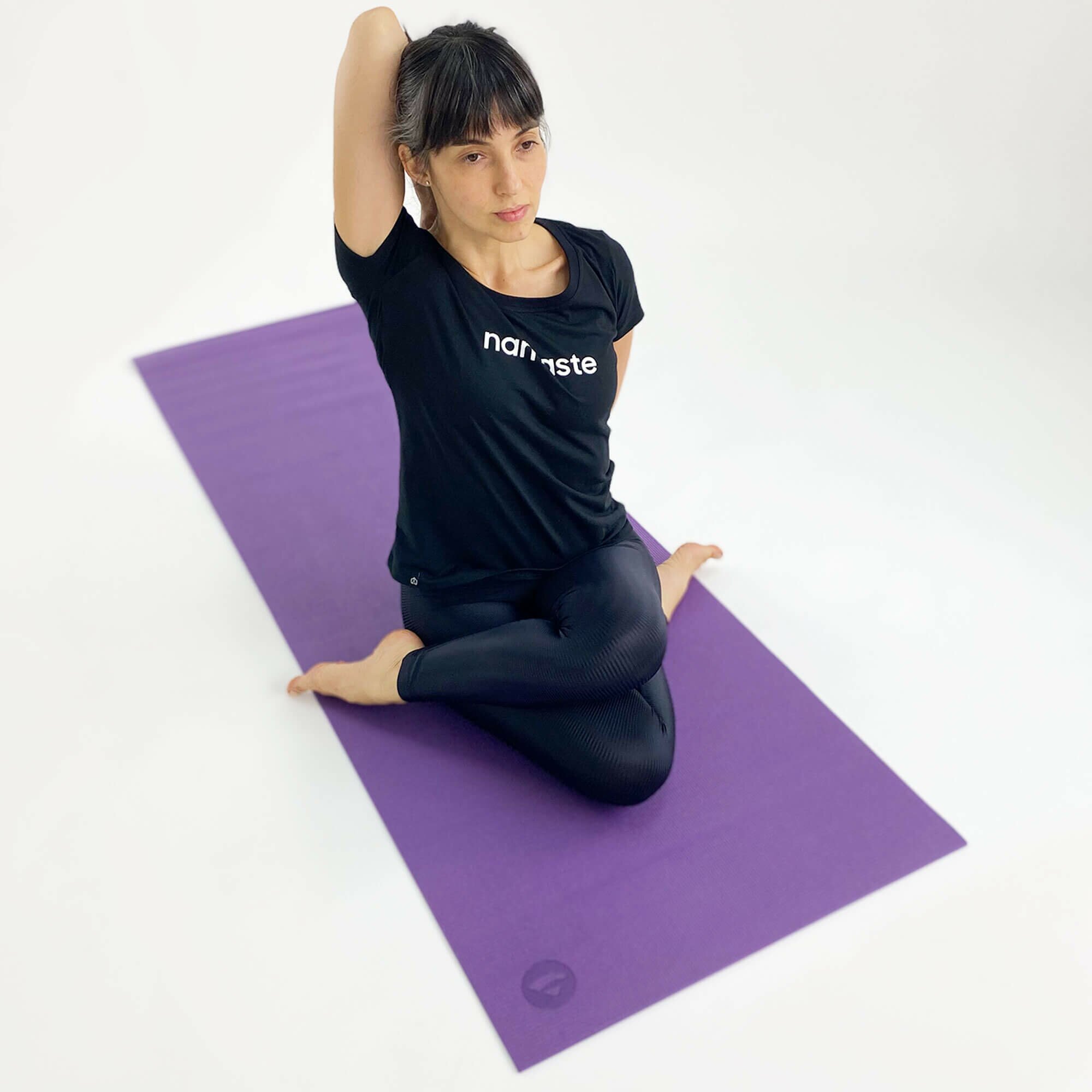 asana-tapete-yoga-yogateria-roxo-1