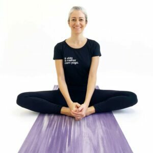 Kit Yoga Iniciante Conforto 1 Kit Yoga Iniciante Conforto 1