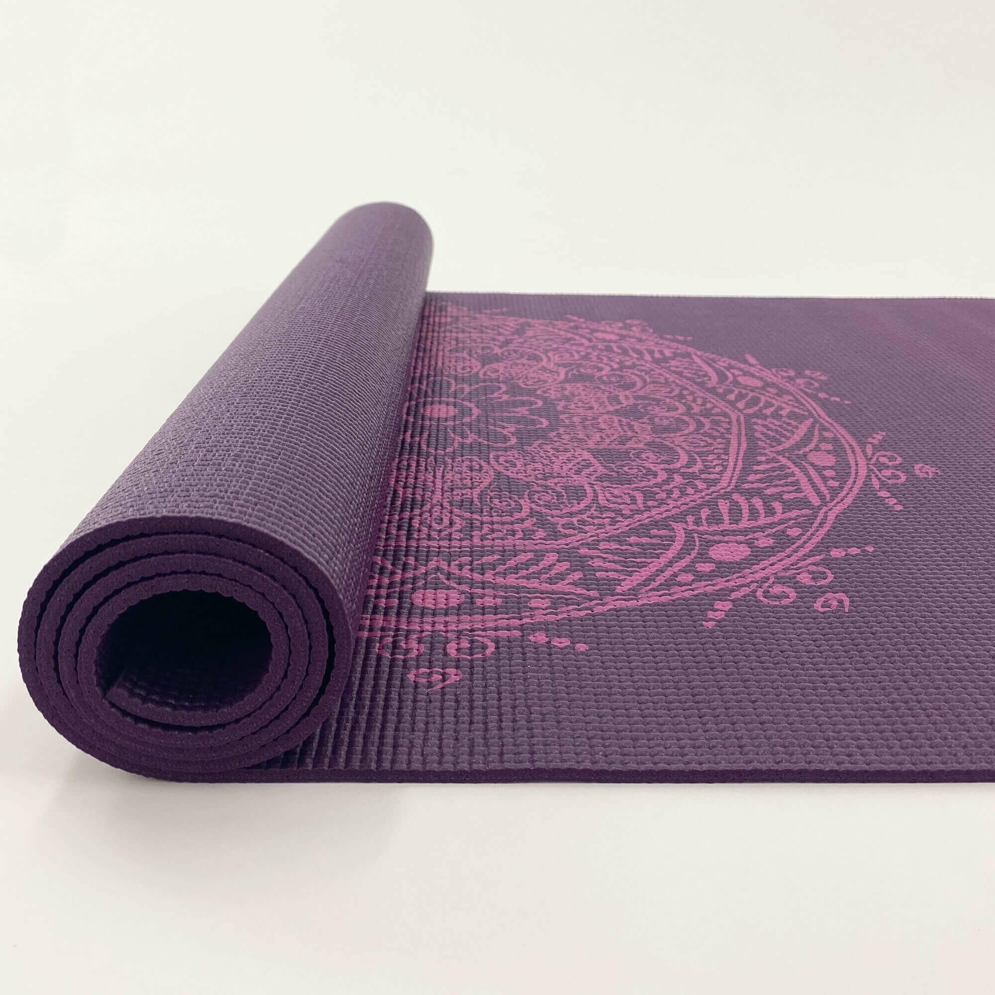 tapete-yoga-leela-mandala-yogateria-ameixa-roxo-3