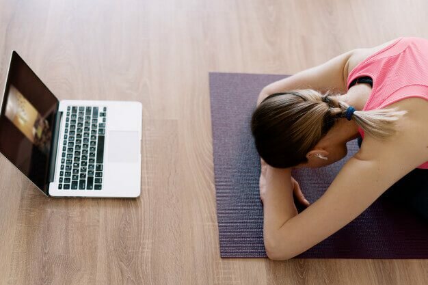 yoga-em-casa-2-yogateria