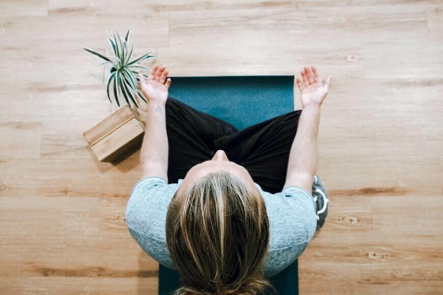 meditacao-yogateria2