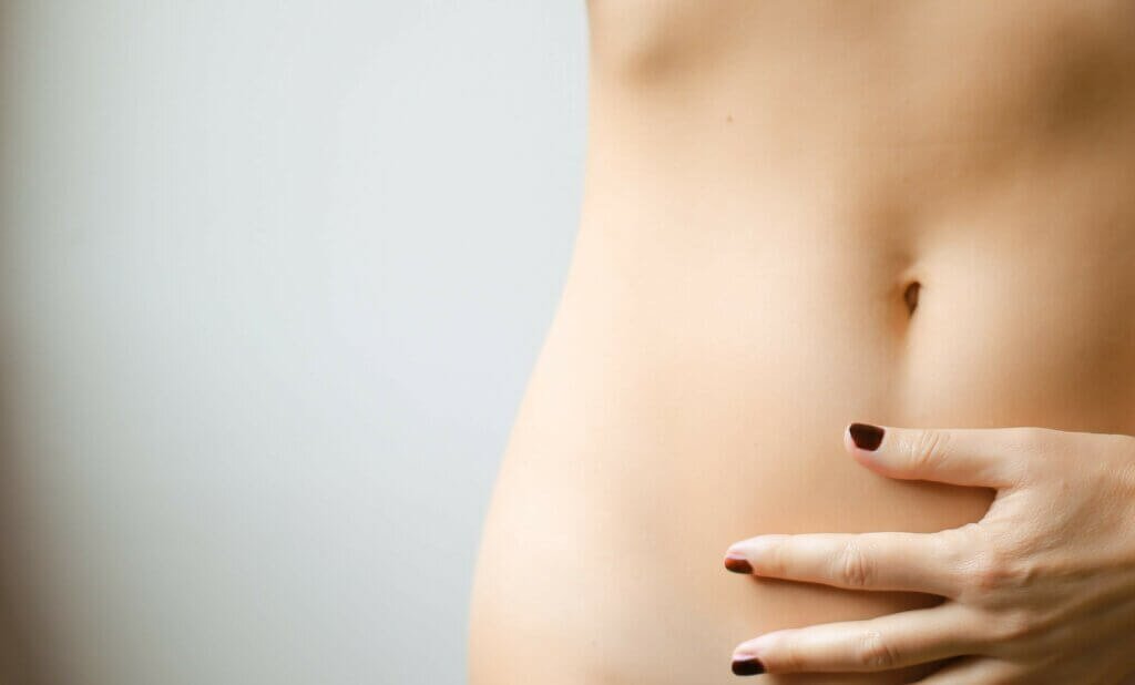 yoga-para-digestao-yogateria2