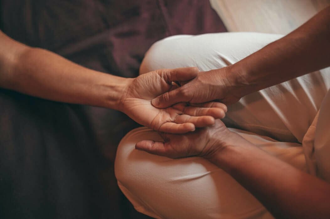 massagem-ayurvedica-yogateria6