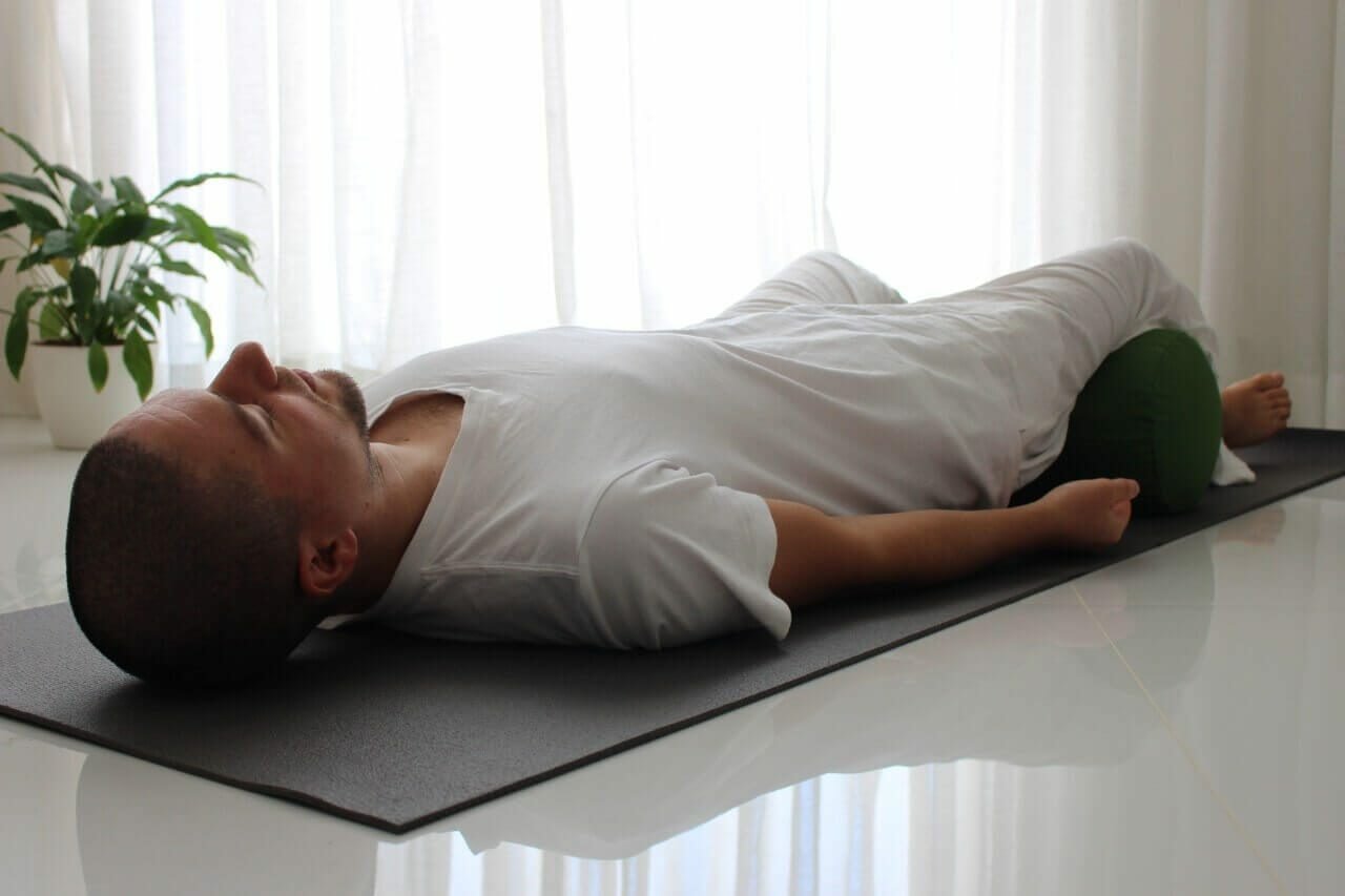 yoga-restaurativa-yogateria6