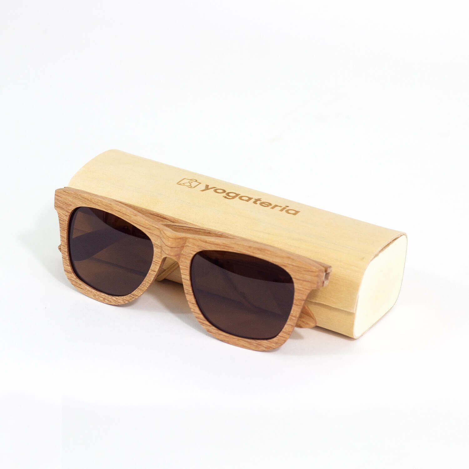 Óculos de Sol de Madeira - Noronha 4 oculos-madeira-yogateria-noronha-4