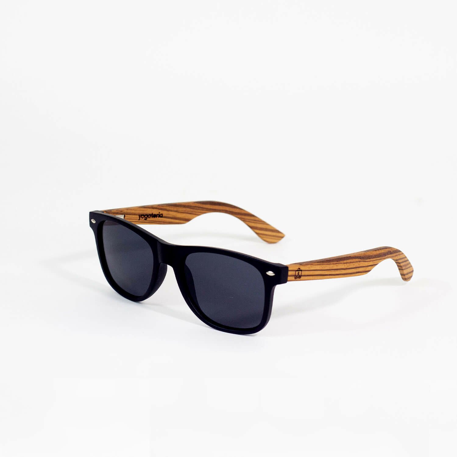 oculos-madeira-yogateria-sampa-1