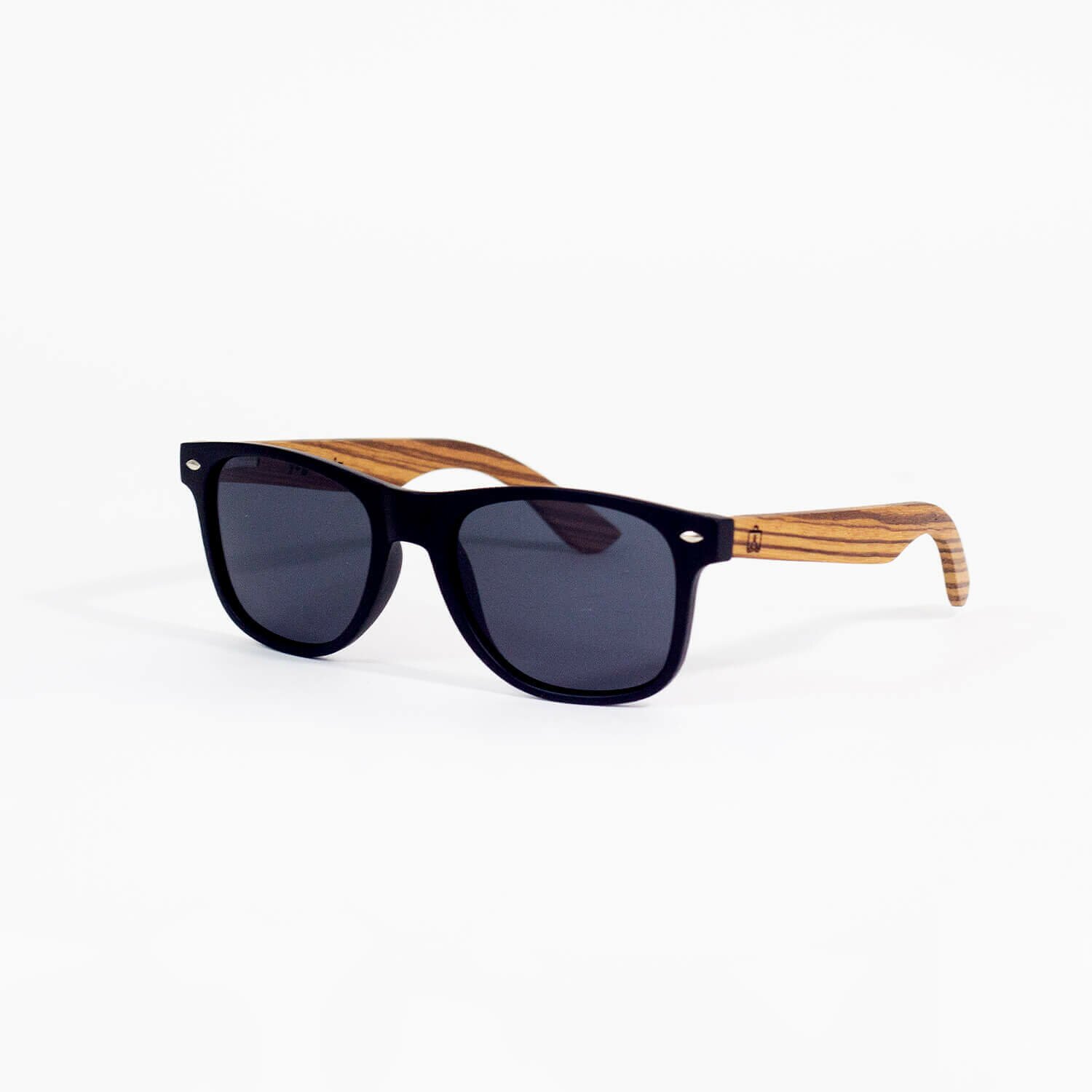 oculos-madeira-yogateria-sampa-2