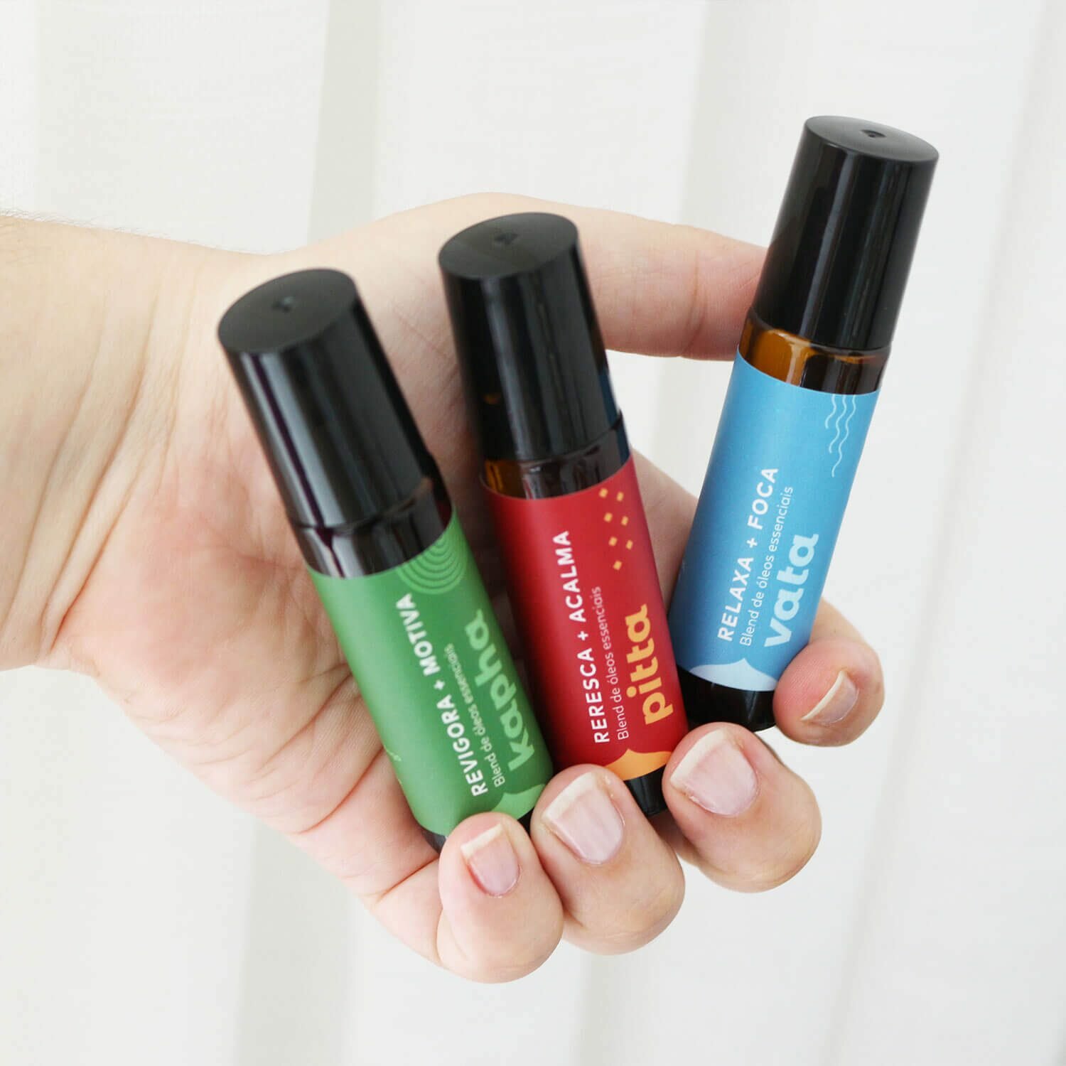 Blend de Óleos Essenciais Roll-on - Ayurveda Kapha 15 blend-oleo-essencial-yogateria-3