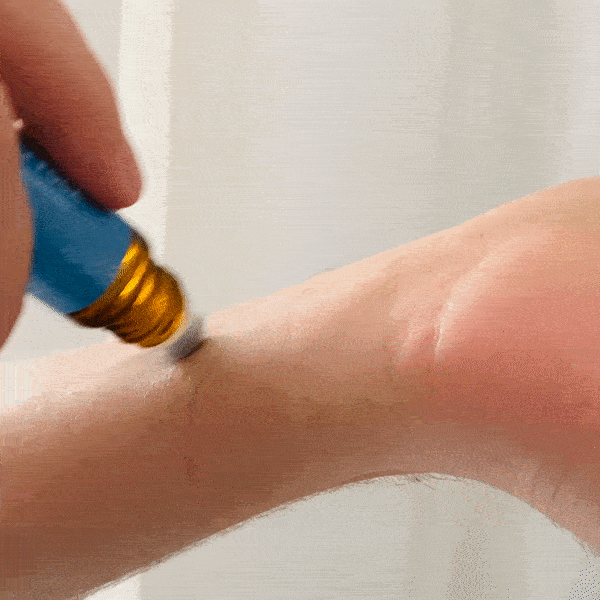 Blend de Óleos Essenciais Roll-on - Ayurveda Kapha 13 rollon-blend-yogateria