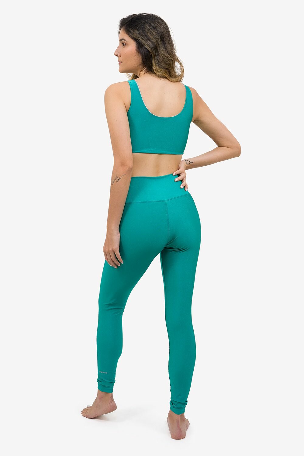 legging-essence-shine-yogateria-turquesa-04