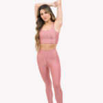 top-cropped-space-soft-shine-yogateria-rosacha-02