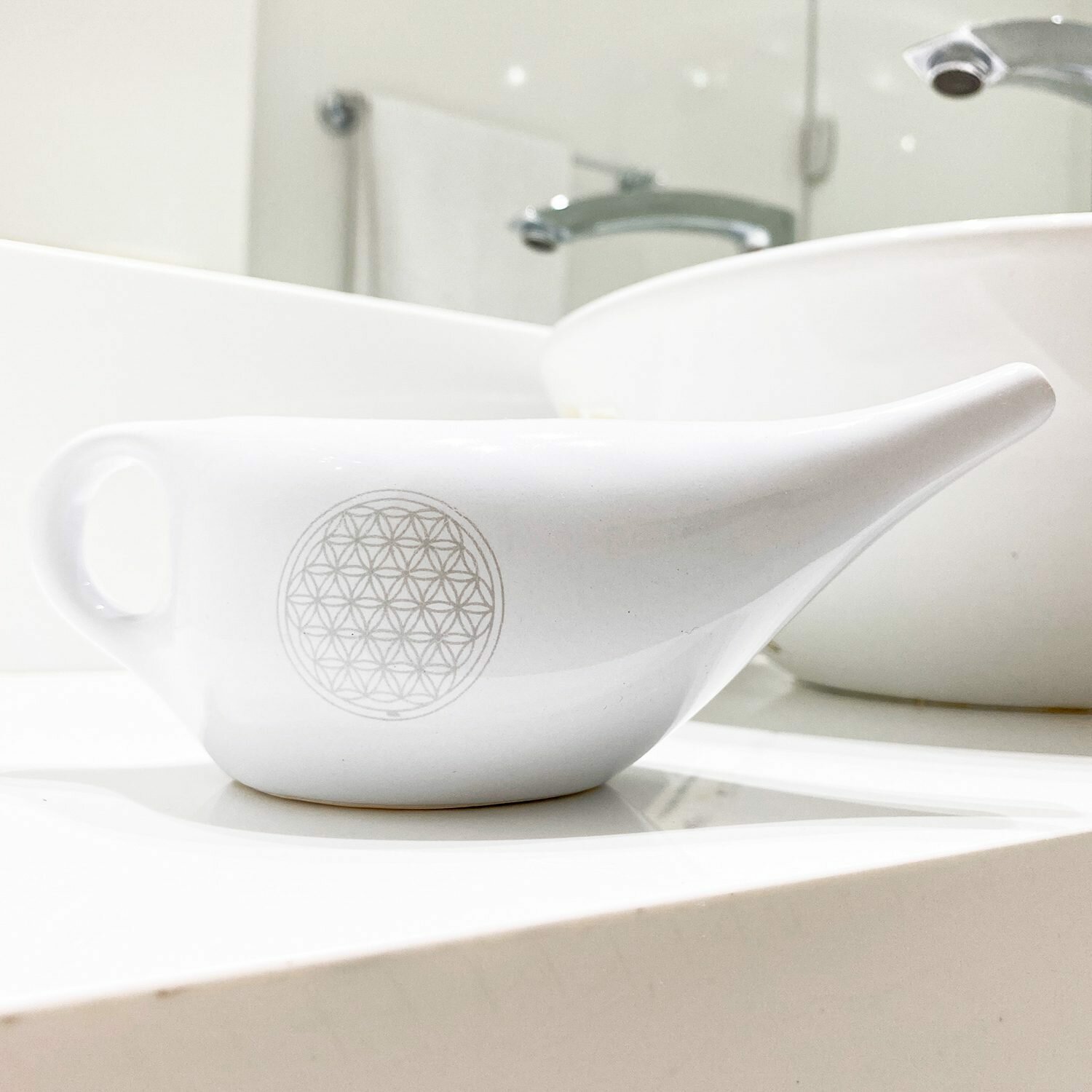 Higienizador Nasal - Neti Pot 4 lota-yogateria-branca-07-2