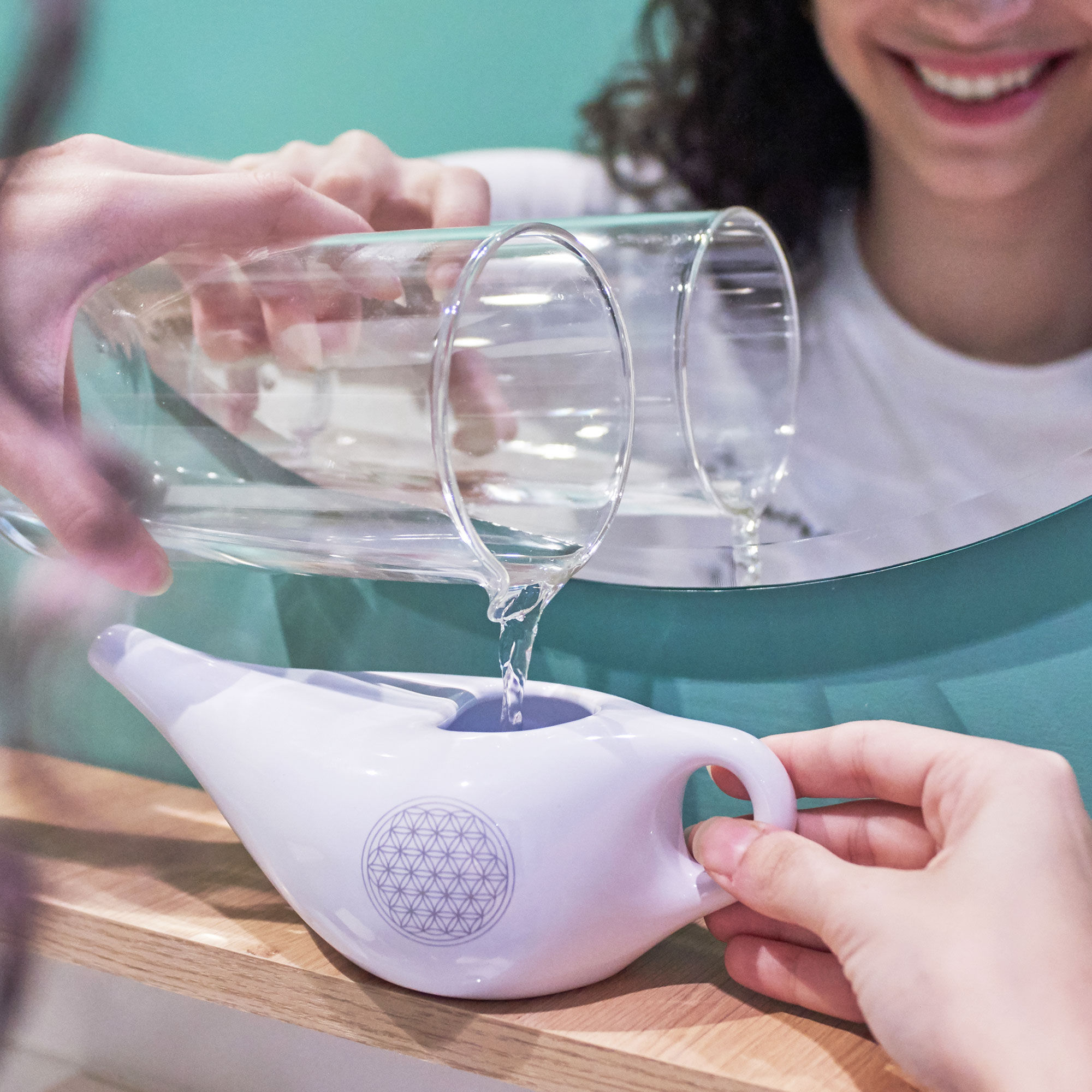 Higienizador Nasal - Neti Pot 5 netipot-lota-yogateria-branco-8
