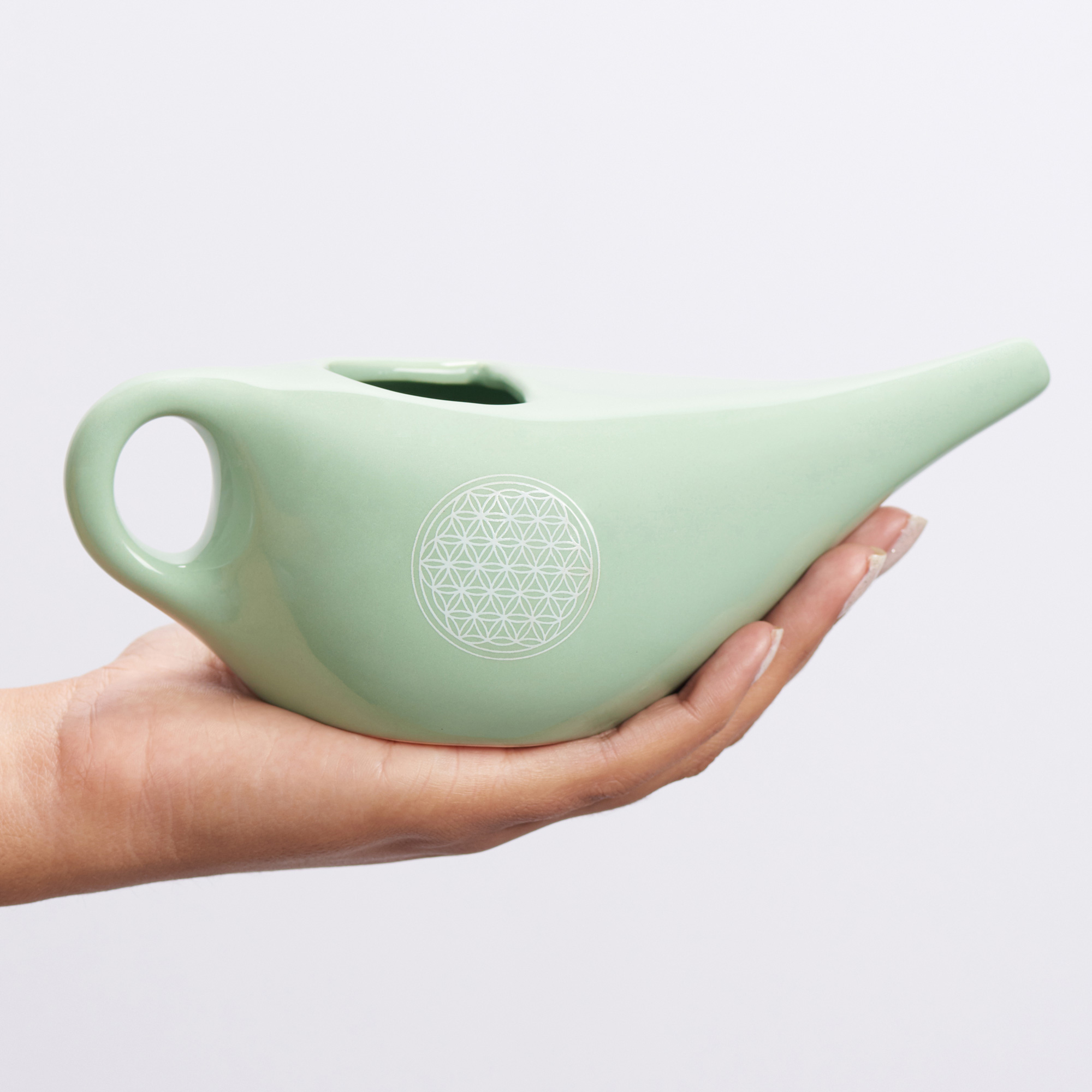 Higienizador Nasal - Neti Pot 1 netipot-lota-yogateria-verde-4