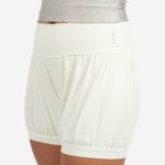 short-iyengar-yogateria-offwhite-04