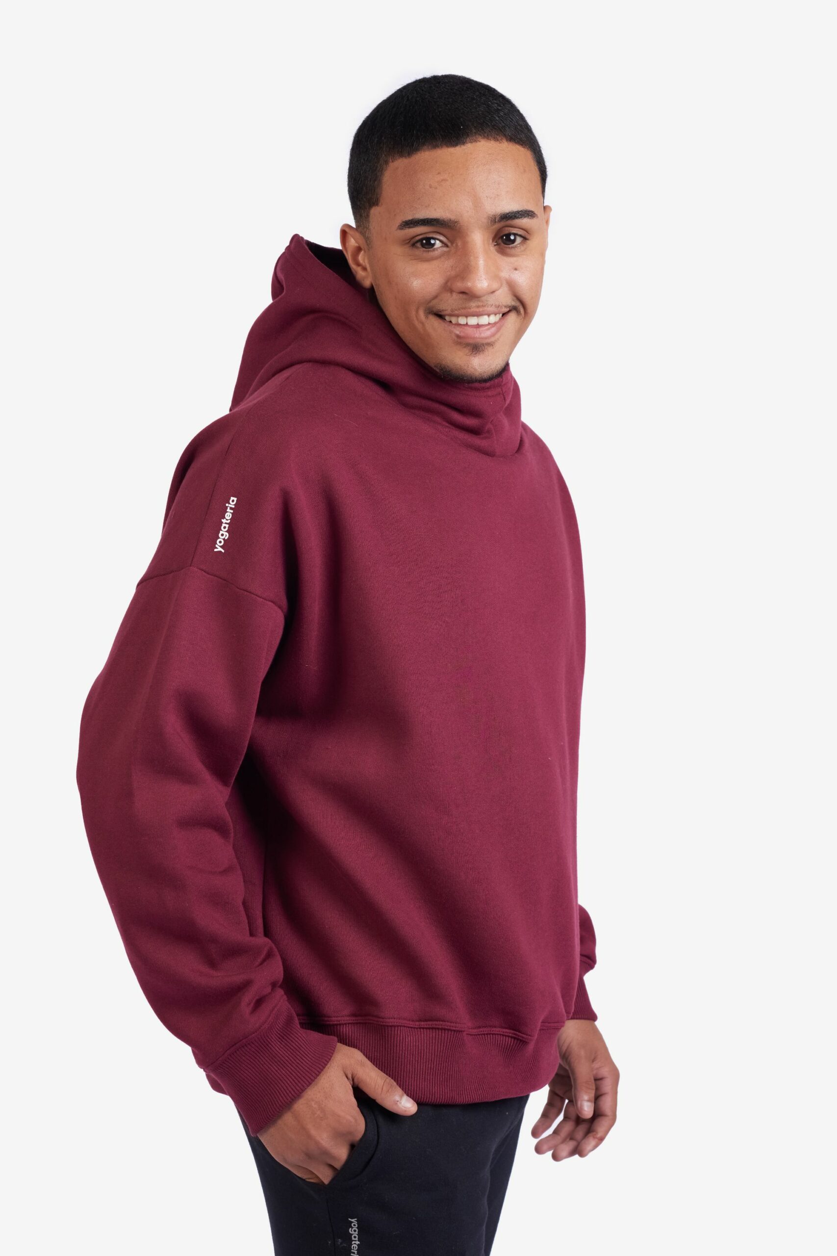 moletom-alma-yogateria-vinho-masc-03