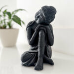 Estátua-Buddha-Descansando---Cabeça-no-joelho---preto-04-2